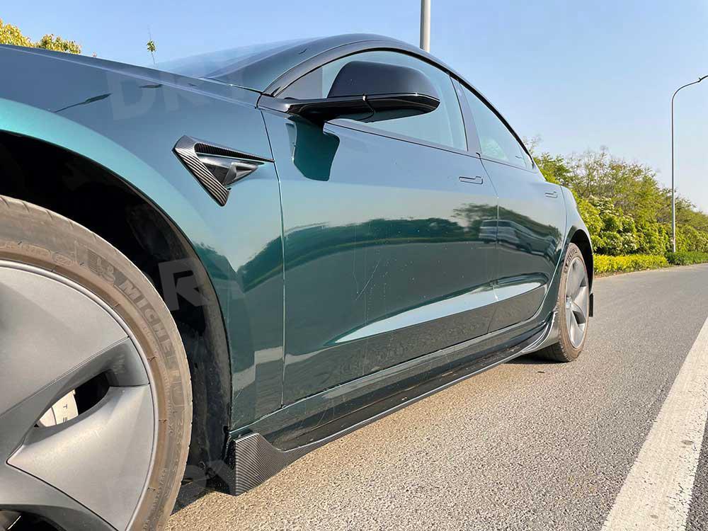 Full Body Kits for 2019-2023 Tesla Model 3 Front Splitter / Rear Diffuser / Side Skirts / Spoiler